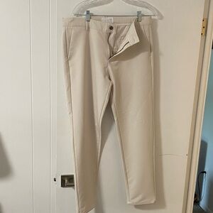 Men's Classic Tan Chinos